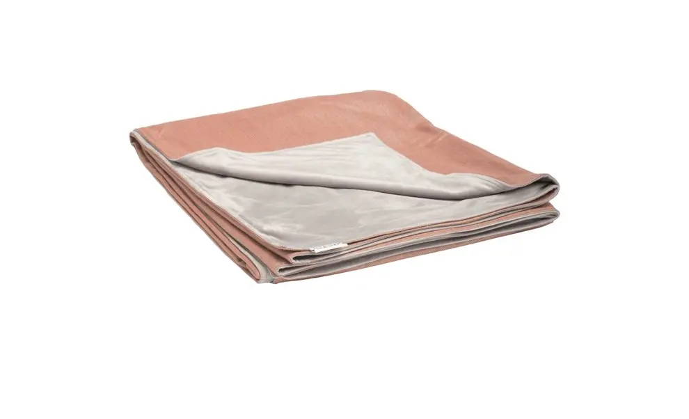 Decke 404006 Koralle, Hellgrau von Stern 100% Polyacryl, Rückseite 100% Polyester ca. 200x158cm