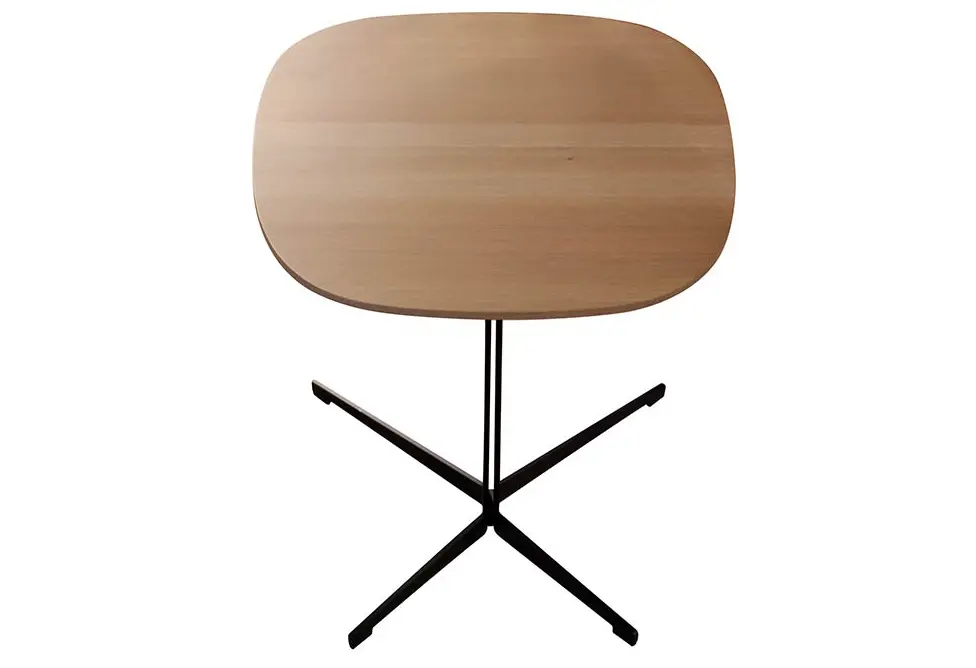 Couchtisch 958 von Rolf Benz Eiche massiv ca. 55x47x47cm